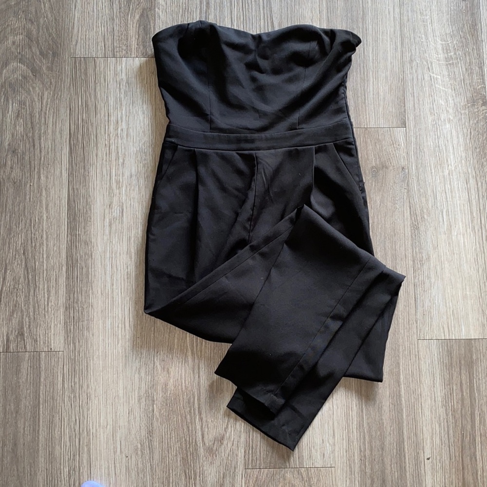 Strapless jumpsuit w/ pockets